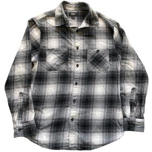 LIKE NEW Urban Pipeline Flannel